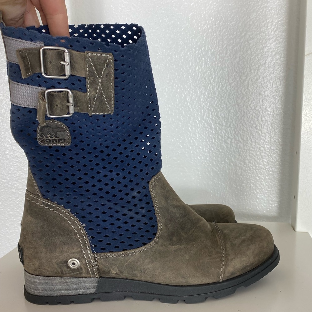 Sorel Women's Boot 7 or 38 Major Pull On NL2167-060 Laser Cut Leather Mesh Navy